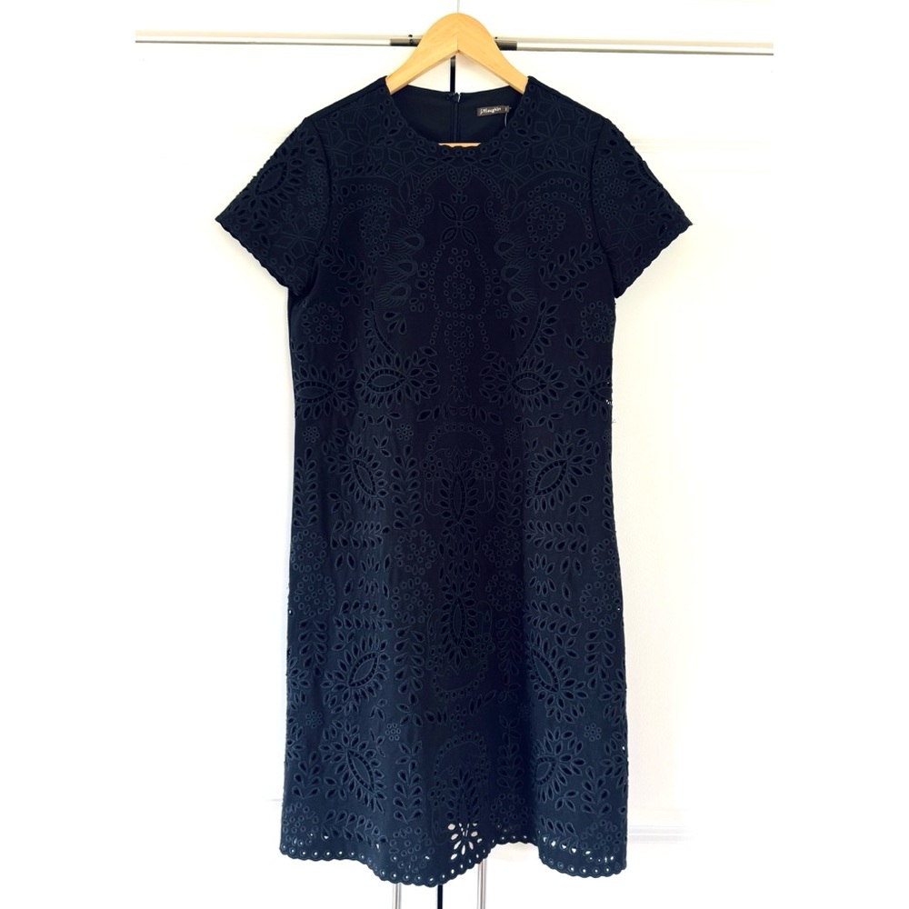 J. McLaughlin Dress Black Shift Eyelet Lace Ponte Knit Relaxed Fit Size Small S
